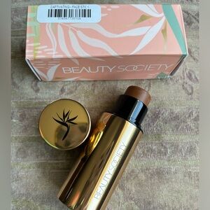 Foundation Face Stick🟢Captivating shade